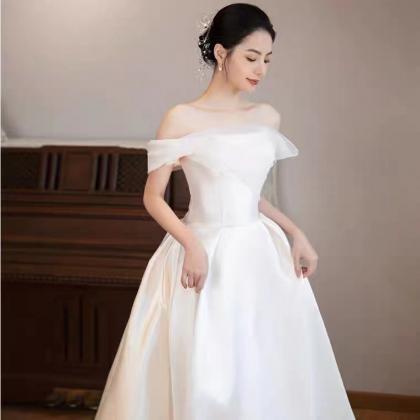 Simple Trailing Dress,off Shoulder Light Wedding..