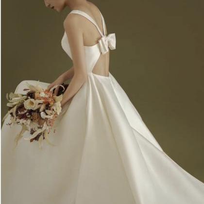 V-neck Wedding Dress,satin Bridal Dress,white..