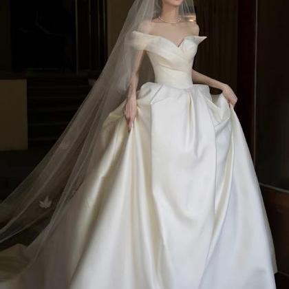High Quality Wedding Dress,texture Waist Satin..