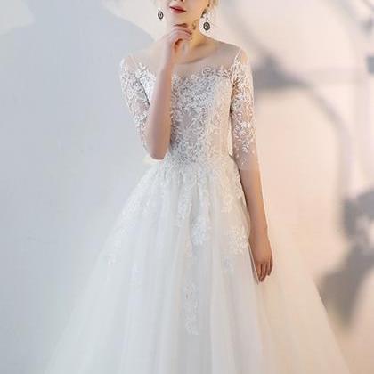 White Round Neck Tulle Lace Long Bridal Gown Lace..