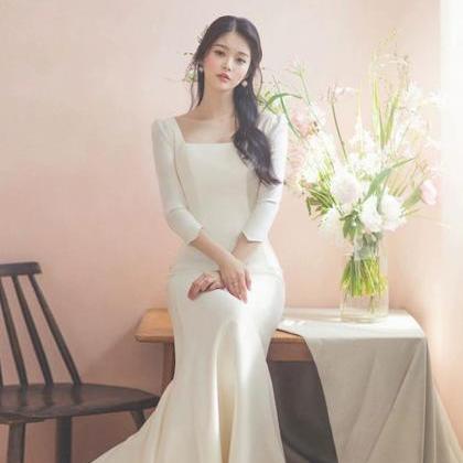 Long Sleeve Mermaid Wedding Dress Elegant White..