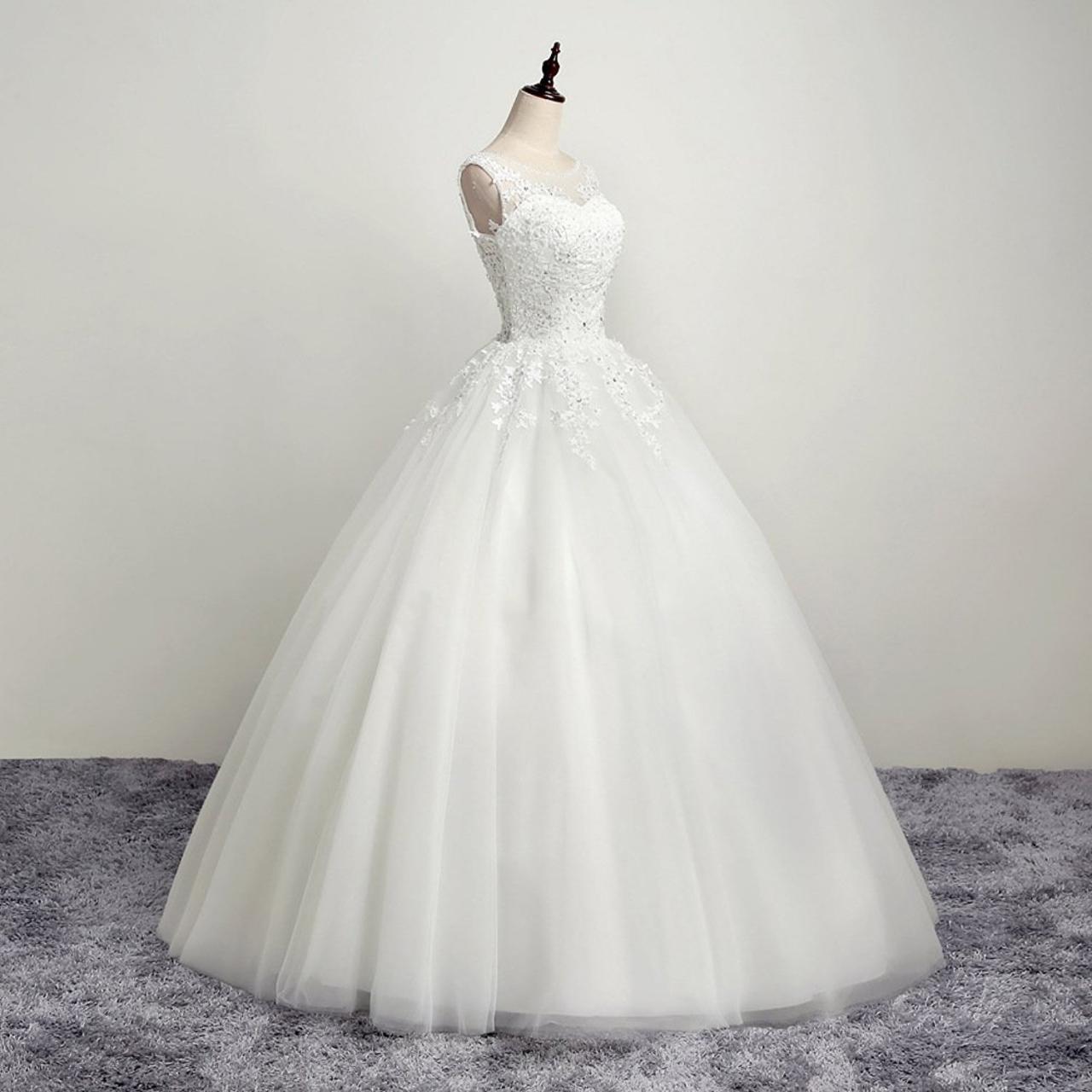 White Bridal Dress,sleeveless Prom Dress,lace Ball Gown Wedding Dress,handmade
