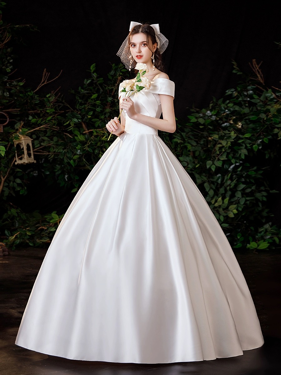 Off Shoulder Bridal Dress, Simple Atmospheric Wedding Dress, Satin Ball Gown Wedding Dress,handmade