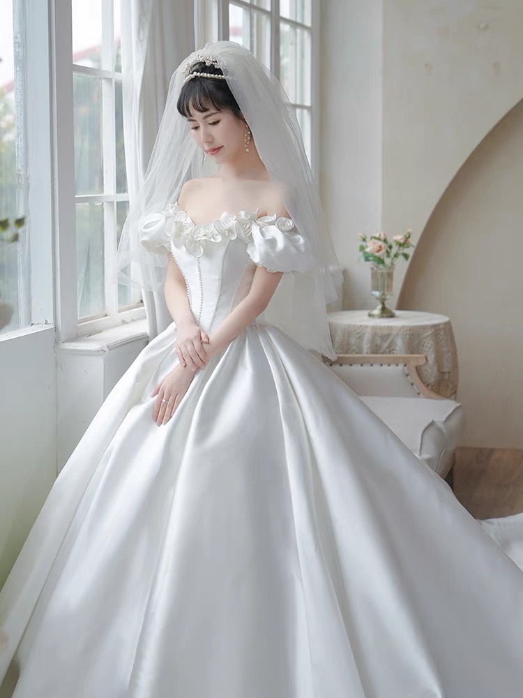Luxury Wedding Dress, Square Collar High Quality Big Train Wedding Dress, Off Shoulder Bridal Dress,handmade