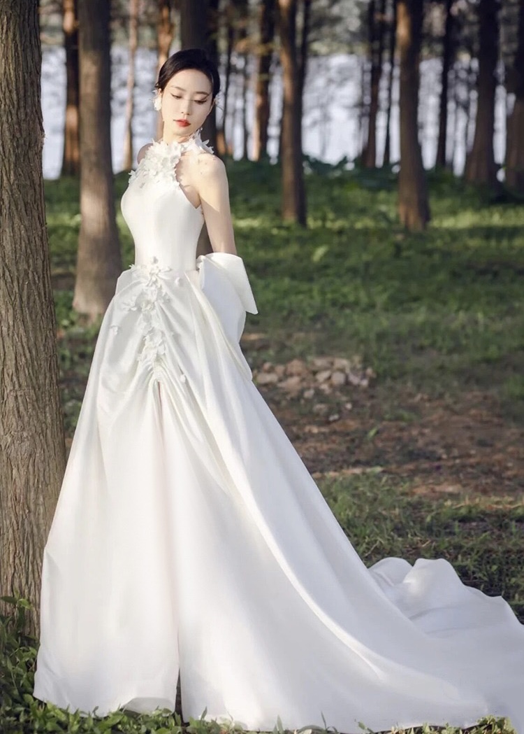 Halter Neck Wedding Dress,satin Bridal Dress,white Wedding Dress ,floral Bridal Dress,luxury Wedding Dress,handmade
