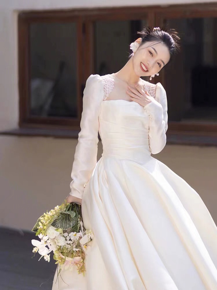Heavy Industry Luxury Satin Tail Wedding Dress Y6858