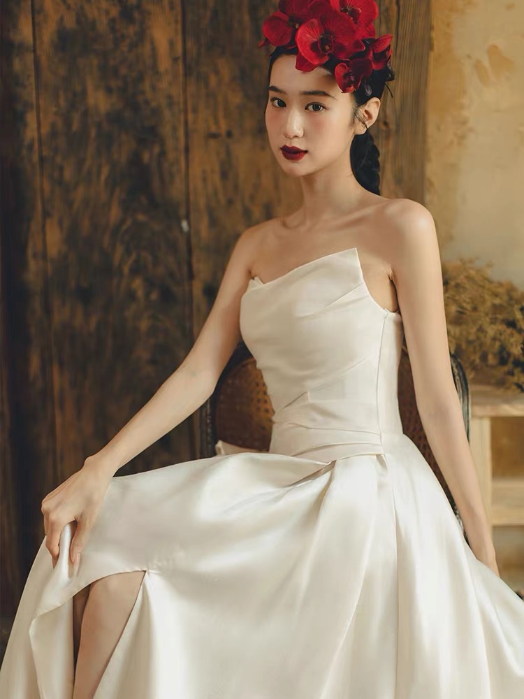 Strapless Light Wedding Dress, Light Luxury Small Luxury Satin Dress, Simple Split Travel Shot Wedding Dress,handmade