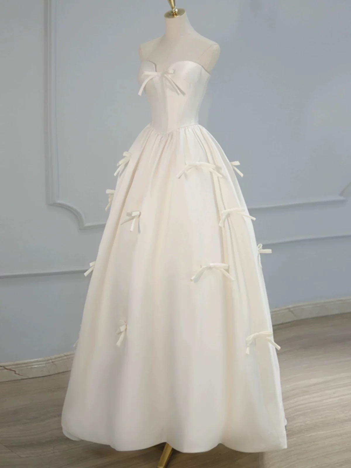 Strapless Wedding Dress, Simple Bridal Dress,bow Wedding Dress ,handmade