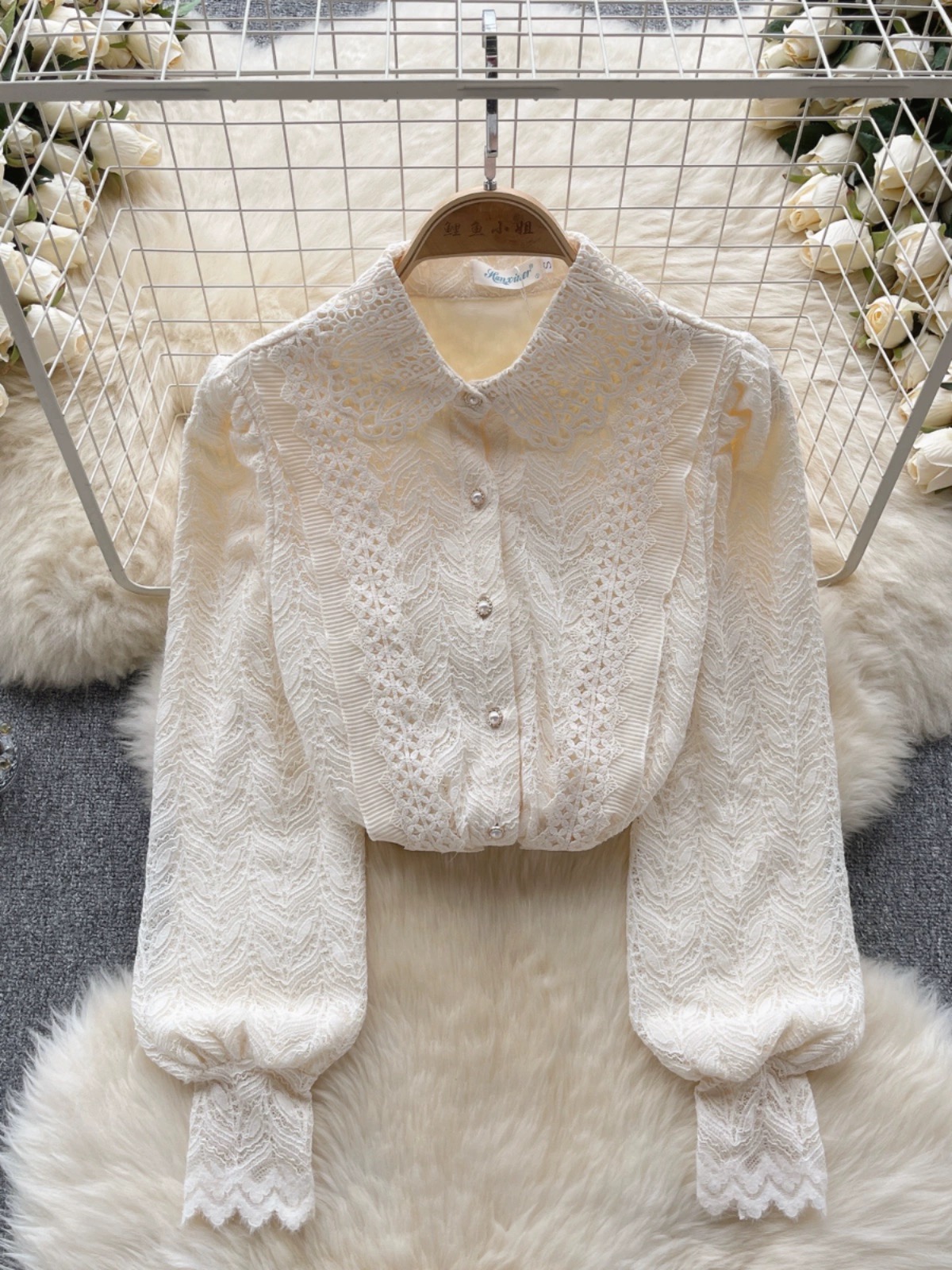 Lace Bottoming Shirt, Retro, Temperament, High-end, Loose, Fashionable And Versatile Long-sleeved Shirt