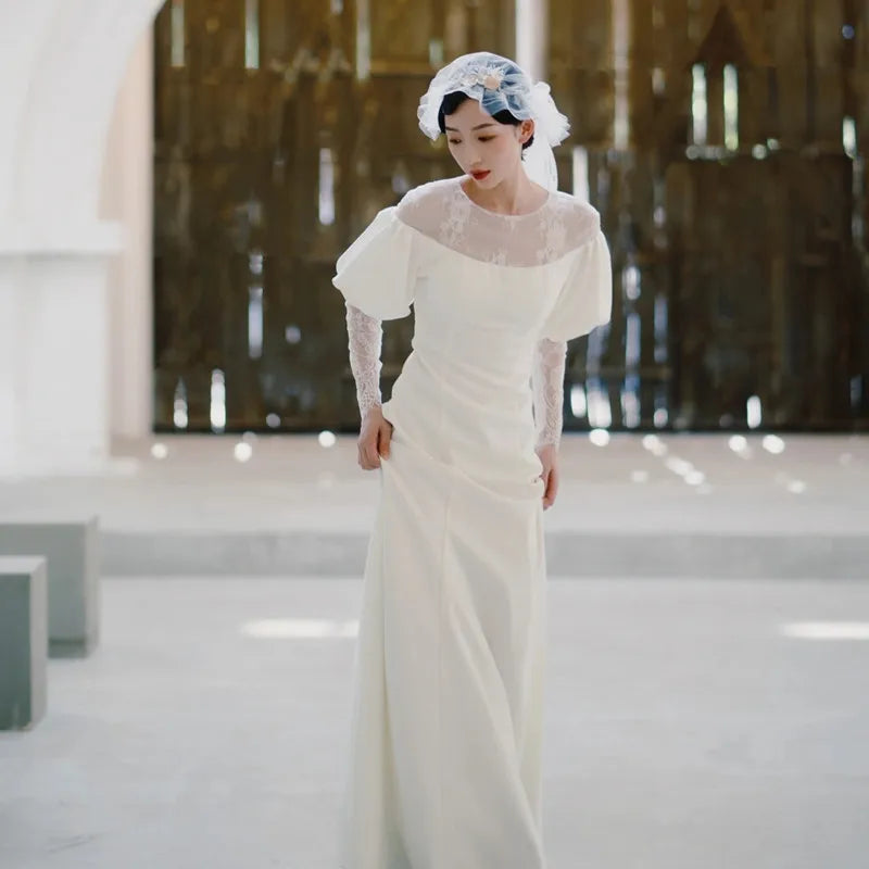 Elegant Vintage Lace Bridal Gown With Sleeves on Luulla