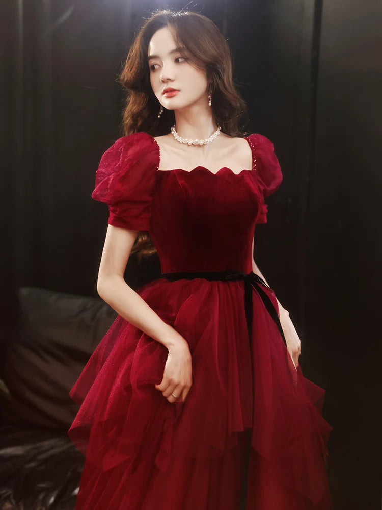 Elegant Burgundy Puff Sleeve Tulle Evening Gown