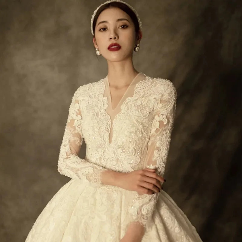 Wedding Dresses Gala Lace V-Neck Luxury Elegant White Classic Trailing Long Sleeves Evening Formal Bride Dress Ys998