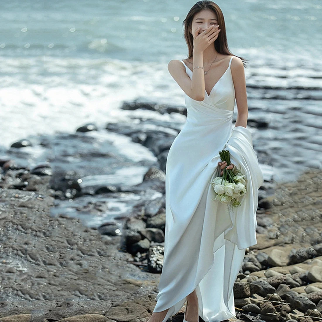 Sleeveless V-neck Beach Wedding Dress With Train