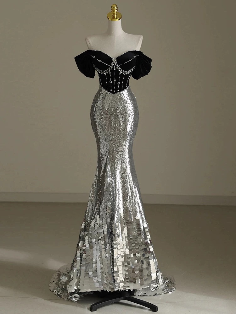 chinese dress ladies Glamorous Long Silver Mermaid Sequined Sleeveless Prom Dress with Lace main image 1
