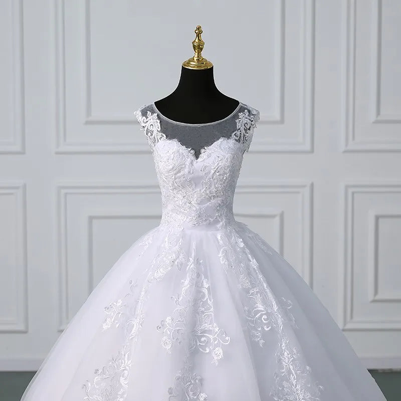Lace Appliqu Ball Gown Wedding Dress on Luulla
