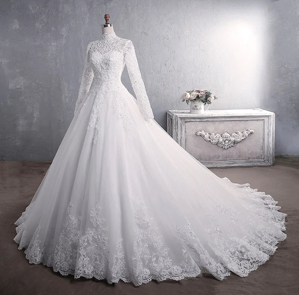 Vintage Lace Long Sleeve Bridal Gown