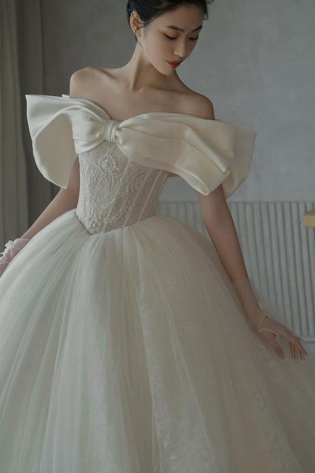 Off Shoulder Bridal Dress, Simple Atmospheric Wedding Dress, Tulle Ball Gown Wedding Dress,handmade
