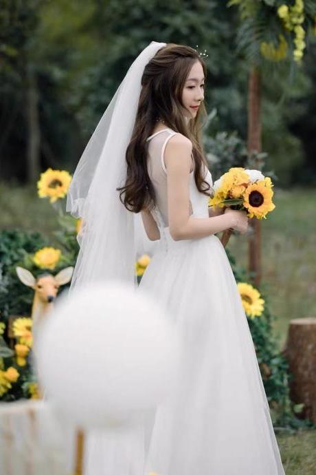 Sleeveless Wedding Dress, White Bridal Dress，tulle Wedding Dress,handmade