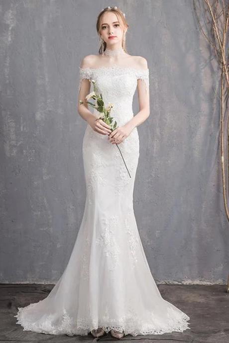 Elegant Off-shoulder Lace Mermaid Bridal Gown