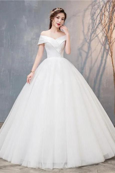 Elegant Off-shoulder Tulle Bridal Gown Wedding Dress