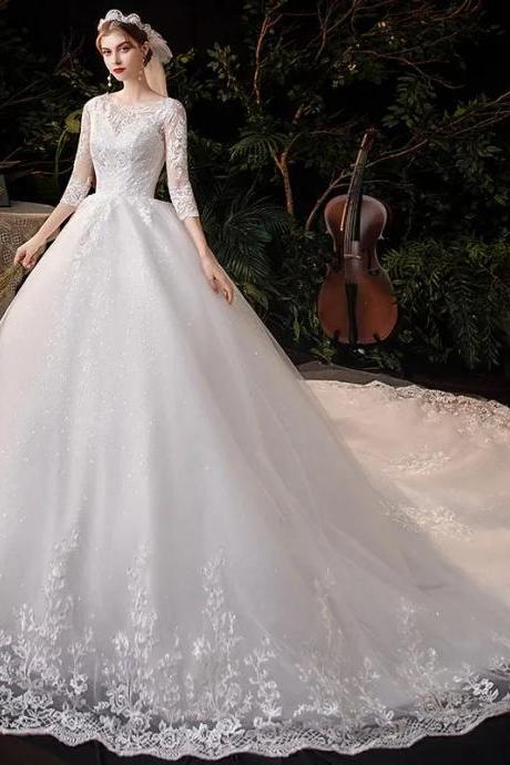 Elegant Long-sleeve A-line Lace Bridal Wedding Gown
