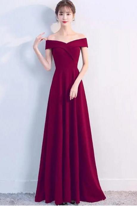Elegant Off-shoulder Velvet Evening Gown In Burgundy