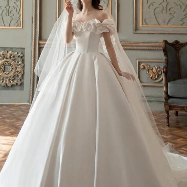 Satin French wedding dress new style, bridal light luxury dress, high quality off shoulder bridal dress,Handmade