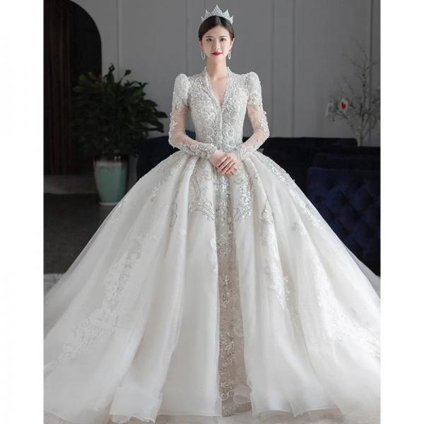 Elegant Long Sleeve Lace Bridal Ball Gown Wedding Dress
