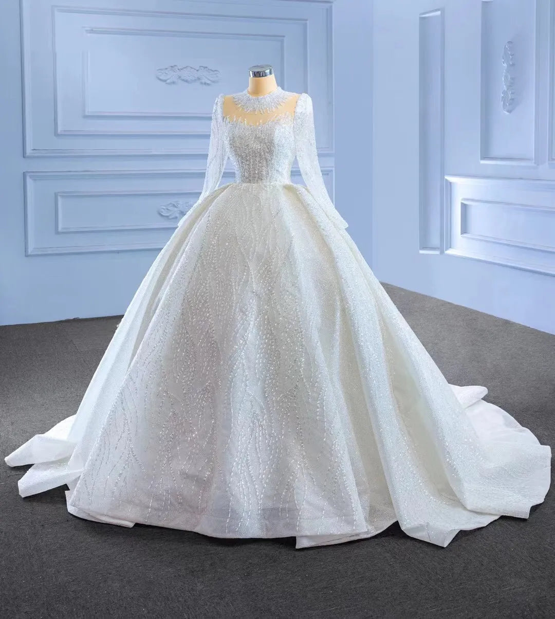 Luxury Lace Long-sleeve Bridal Gown With Train on Luulla