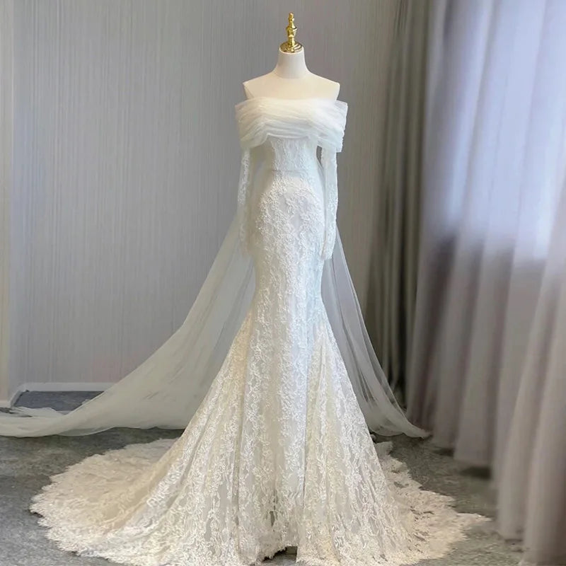 Off-shoulder Lace Bridal Gown With Train on Luulla