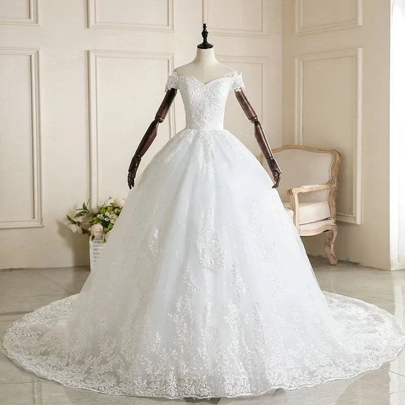 Off-shoulder Lace Bridal Gown With Train on Luulla
